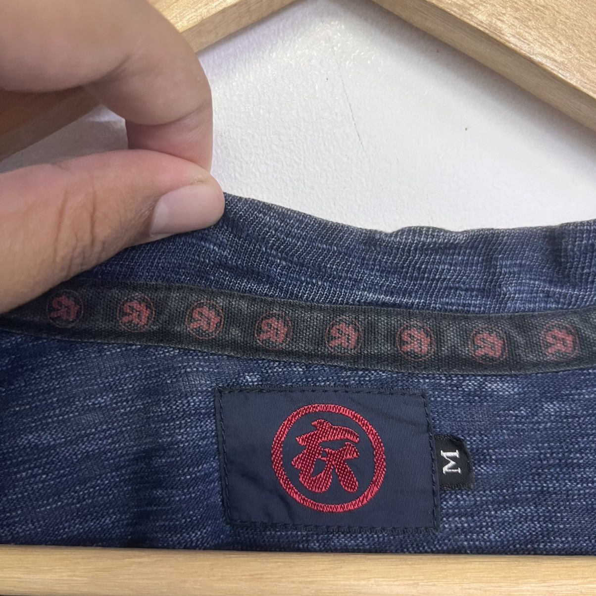Indigo AUSTERE JAPAN KOROMO KYOTO INDIGO SUKAJAN SAKURA FLORAL TEE Size US M / EU 48-50 / 2 - 10 Thumbnail
