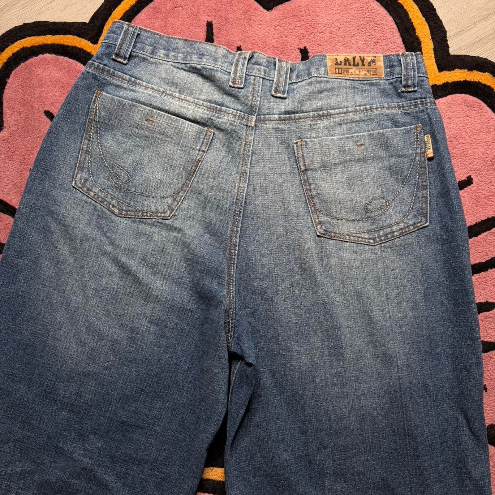 Vintage Vintage Y2K Brooklyn Express Baggy Loose Denim Jean Short Size US 36 / EU 52 - 8 Thumbnail
