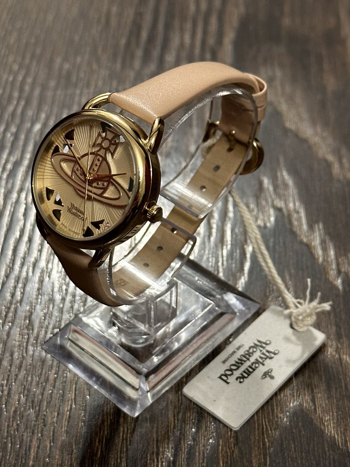 Vivienne Westwood 🌸Vivienne Westwood Big-ORB Pink-Gold Y2k Watch Size ONE SIZE - 3 Thumbnail