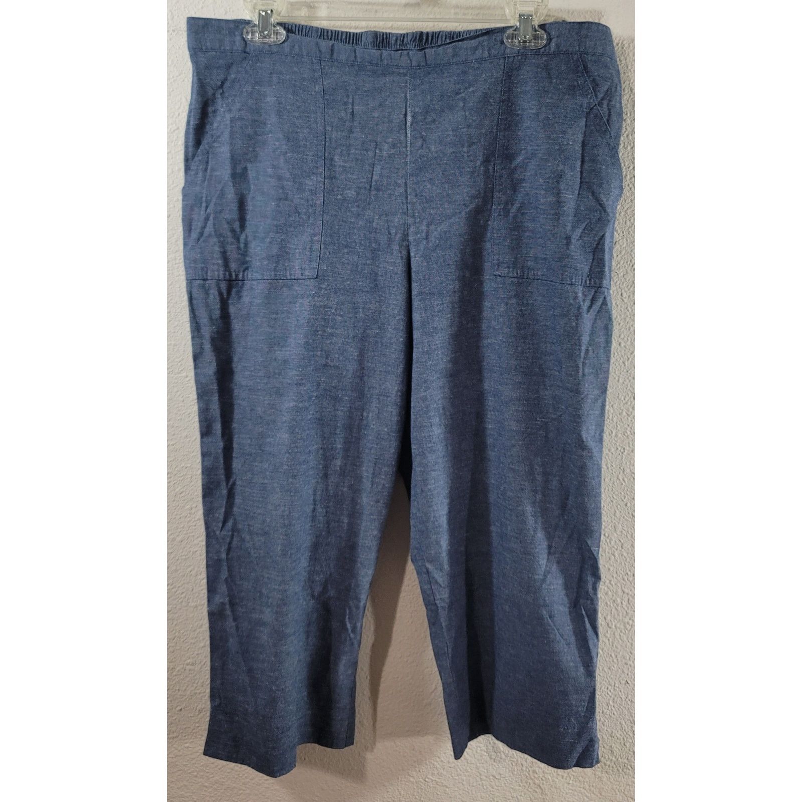 Other Alfred Dunner Blue Flat Front Cropped Pants 16 Lightweight Size 38" / US 16 / IT 52 - 1 Thumbnail