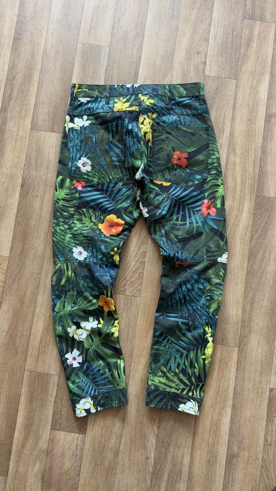 G-Star G-Star Raw 5622 3D Tapered Floral Tropical Print Pants Size US 32 / EU 48 - 10 Thumbnail