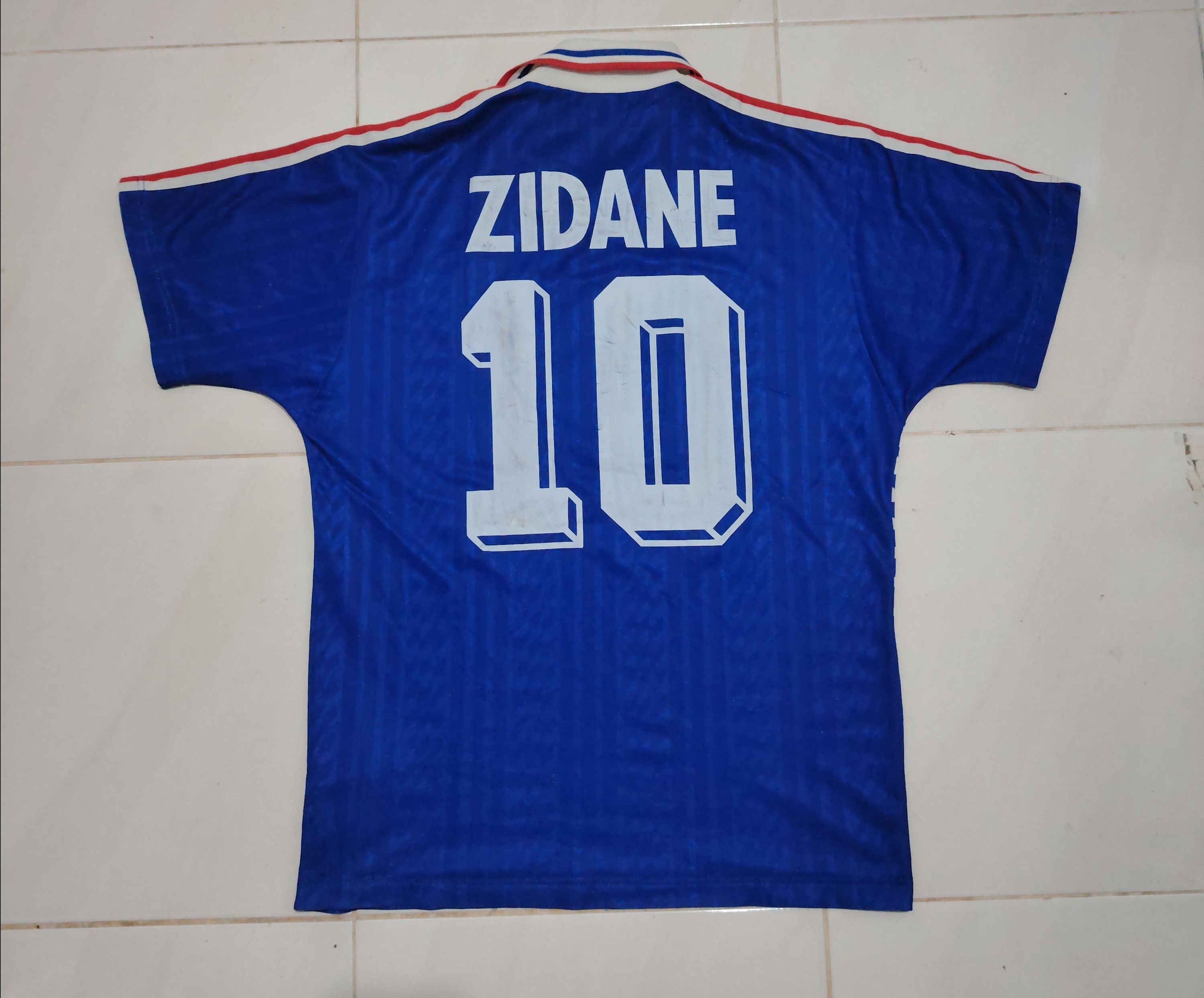 Vintage Vintage 90s Adidas France Nameset Zidane Jersey #10 Size US L / EU 52-54 / 3 - 1 Thumbnail