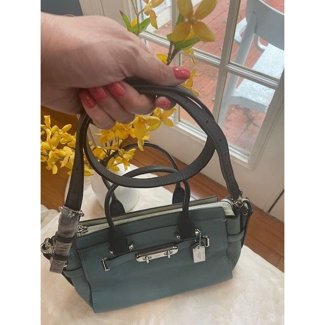 Coach NWT Coach Colorblock Leather Blue Multi Crossbody Size ONE SIZE - 9 Thumbnail