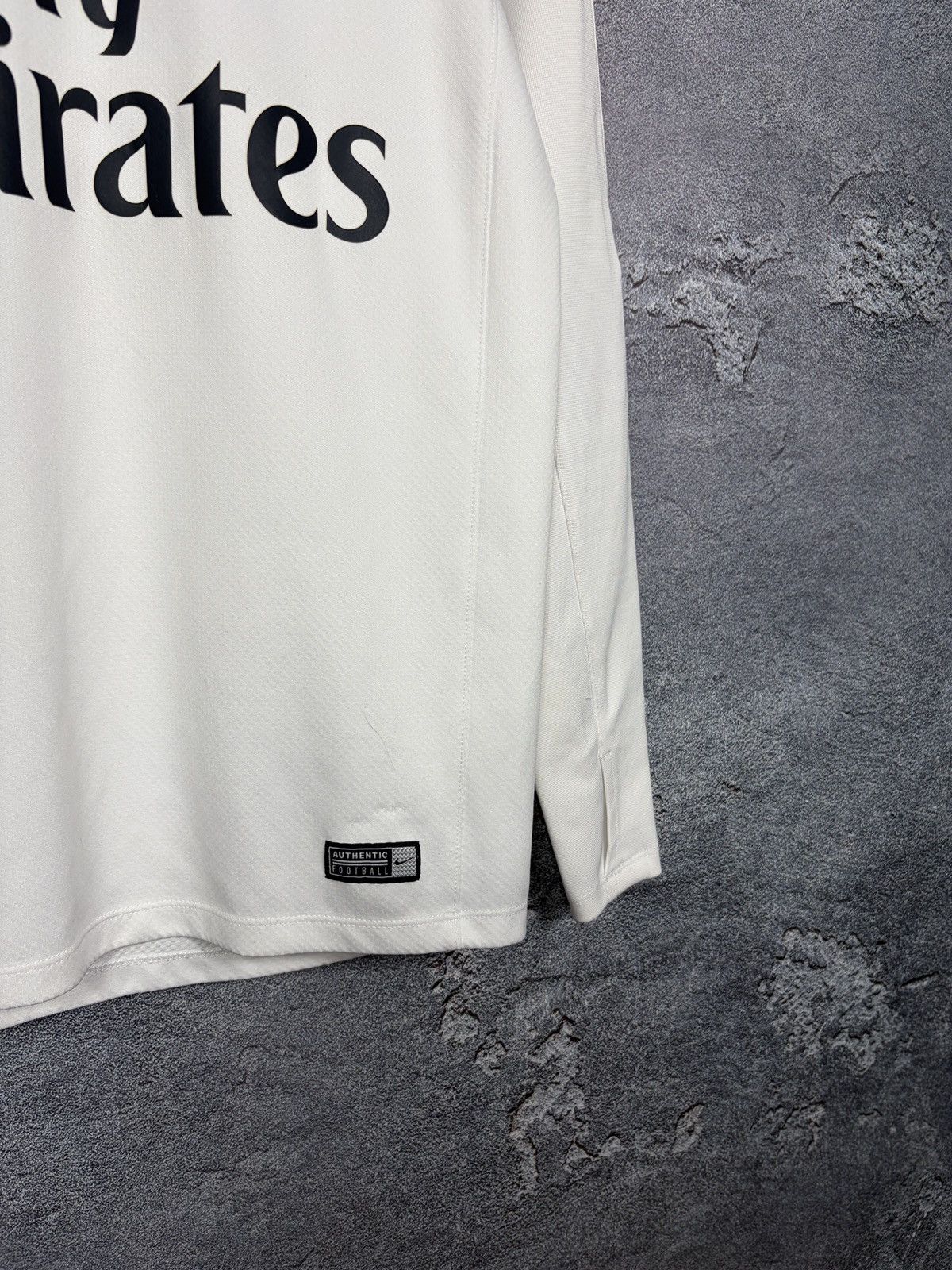Nike Nike PSG 2016/17 Training Top Sweatshirt Size S Size US S / EU 44-46 / 1 - 6 Thumbnail