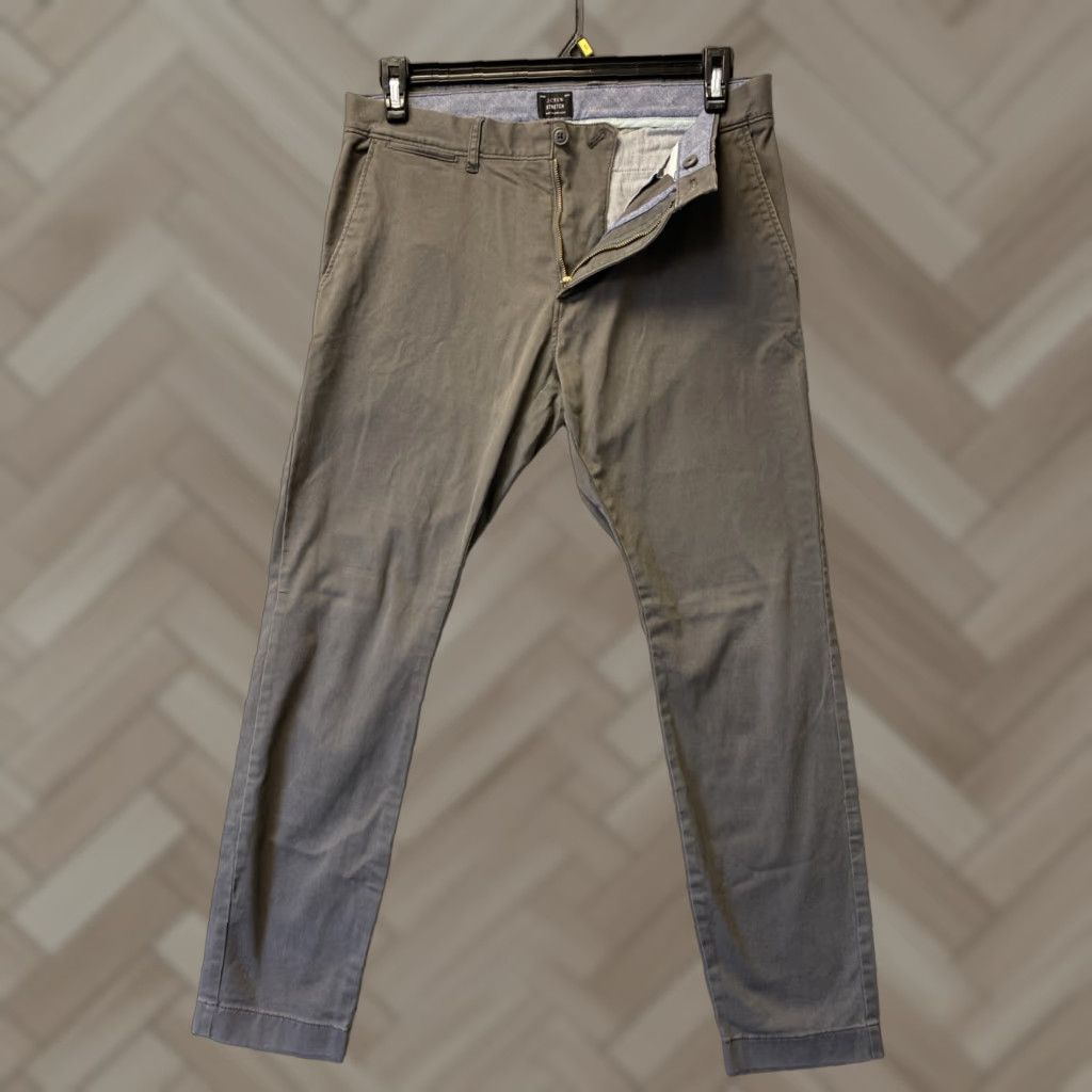 J.Crew J. Crew Men's Slim Fit Chino Pants 32x30 Gray Cotton Tapered 2010s Fashion Size US 32 / EU 48 - 1 Thumbnail