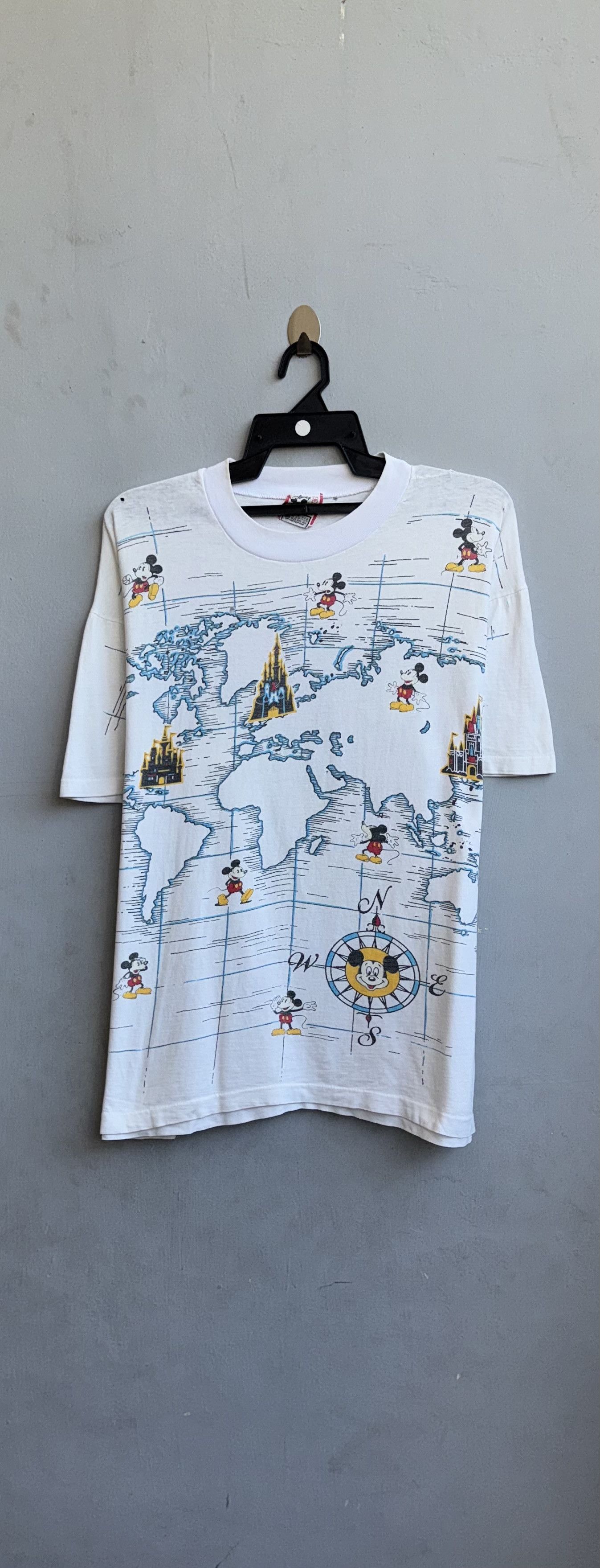 Mickey Mouse × Vintage Mickey Mouse AOP Map Disney World Graphic 90's Vintage Shirt Size US L / EU 52-54 / 3 - 1 Thumbnail