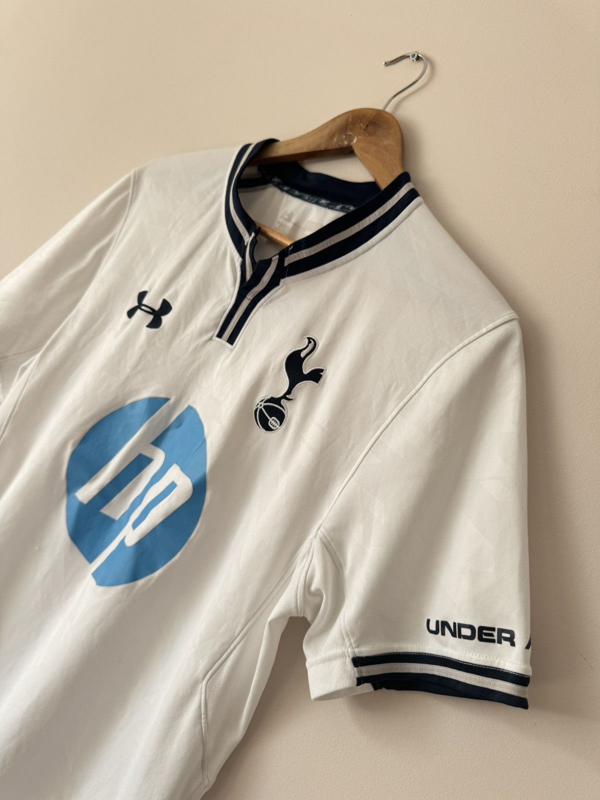 Under Armour Tottenham Hotspur 2013-2014 Home Soccer Jersey Football Kit Size US M / EU 48-50 / 2 - 6 Thumbnail