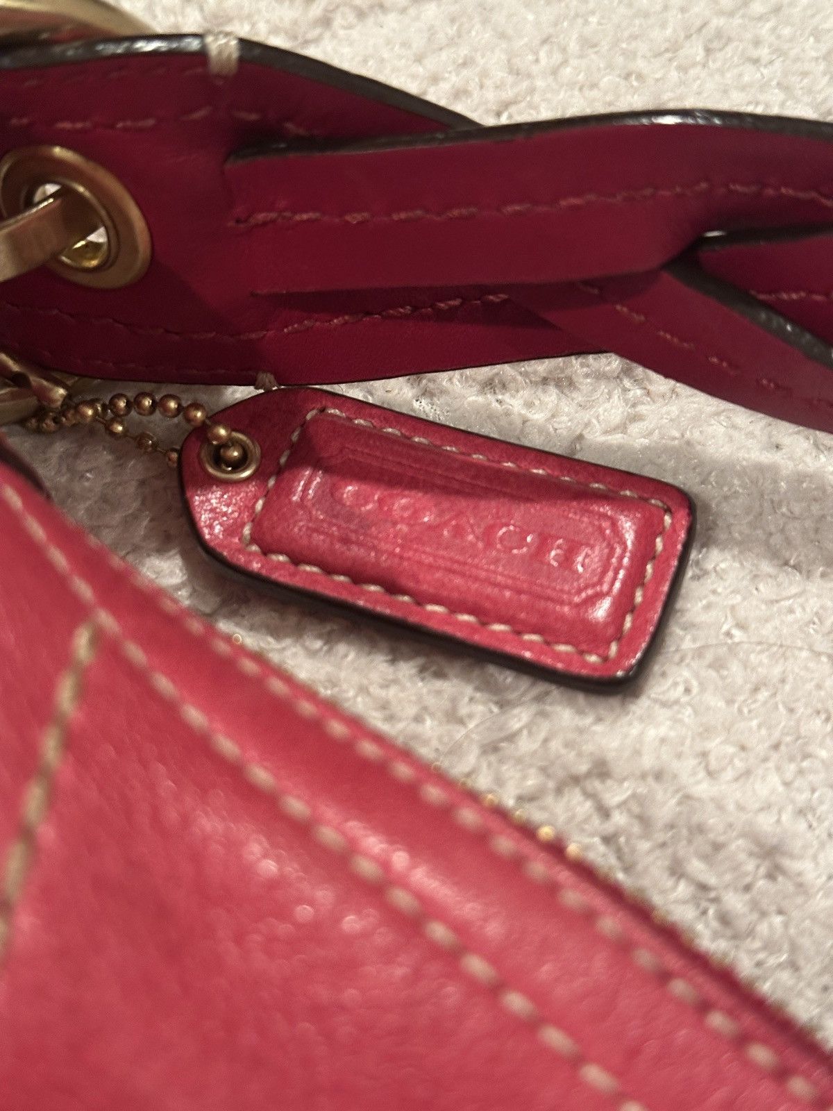Coach Pink Leather Coach Shoulder Bag Size ONE SIZE - 2 Thumbnail