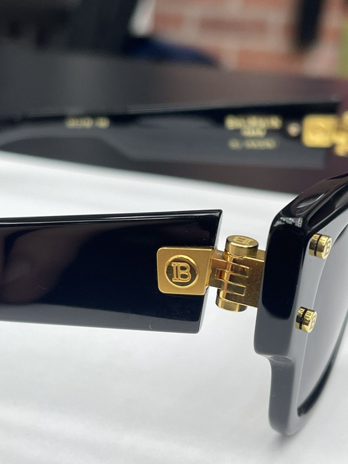 Balmain Balmain B-IV Black Square Unisex Sunglasses Black & Gold Size ONE SIZE - 9 Thumbnail