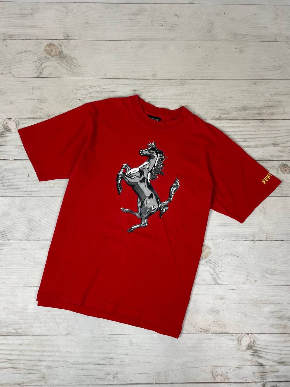 Ferrari Vintage Scuderia Ferrari F1 Silver Horse Graphic T-Shirt Size US M / EU 48-50 / 2 - 1 Thumbnail