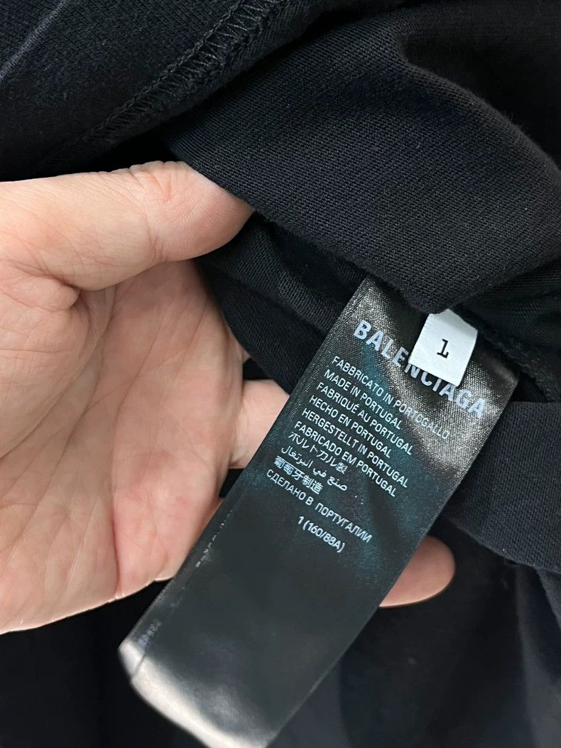 Balenciaga Balenciaga Black damaged printed short sleeves Size US S / EU 44-46 / 1 - 6 Thumbnail