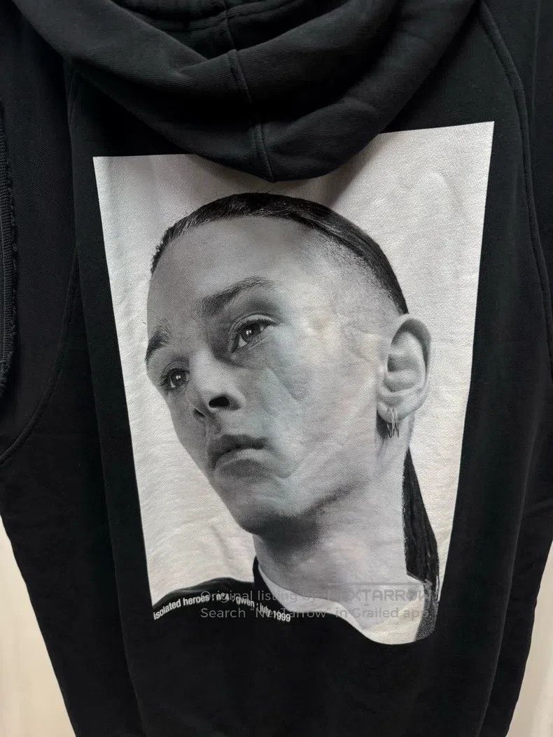 Raf Simons Raf Simons Portrait off-the-shoulder OS vest Size US M / EU 48-50 / 2 - 5 Thumbnail