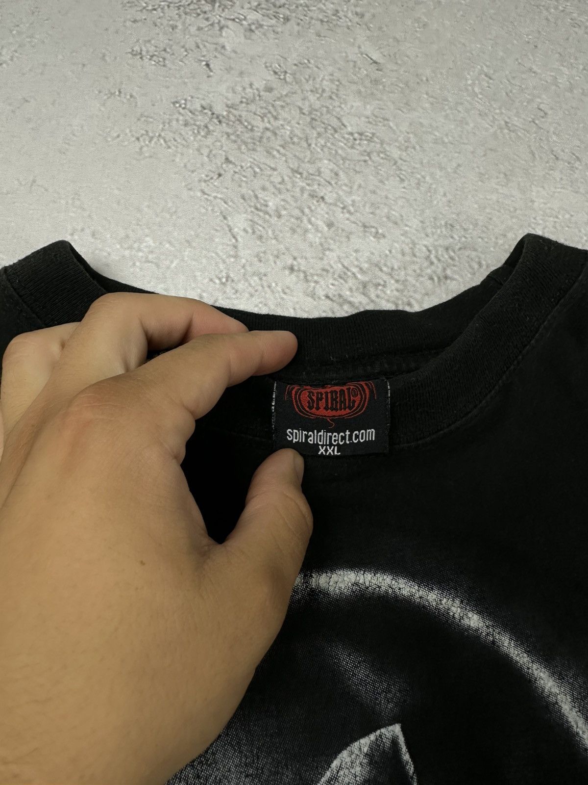 Vintage Vintage Spiral Death On The Moon Rock T Shirt Black XXL Size US XXL / EU 58 / 5 - 8 Thumbnail