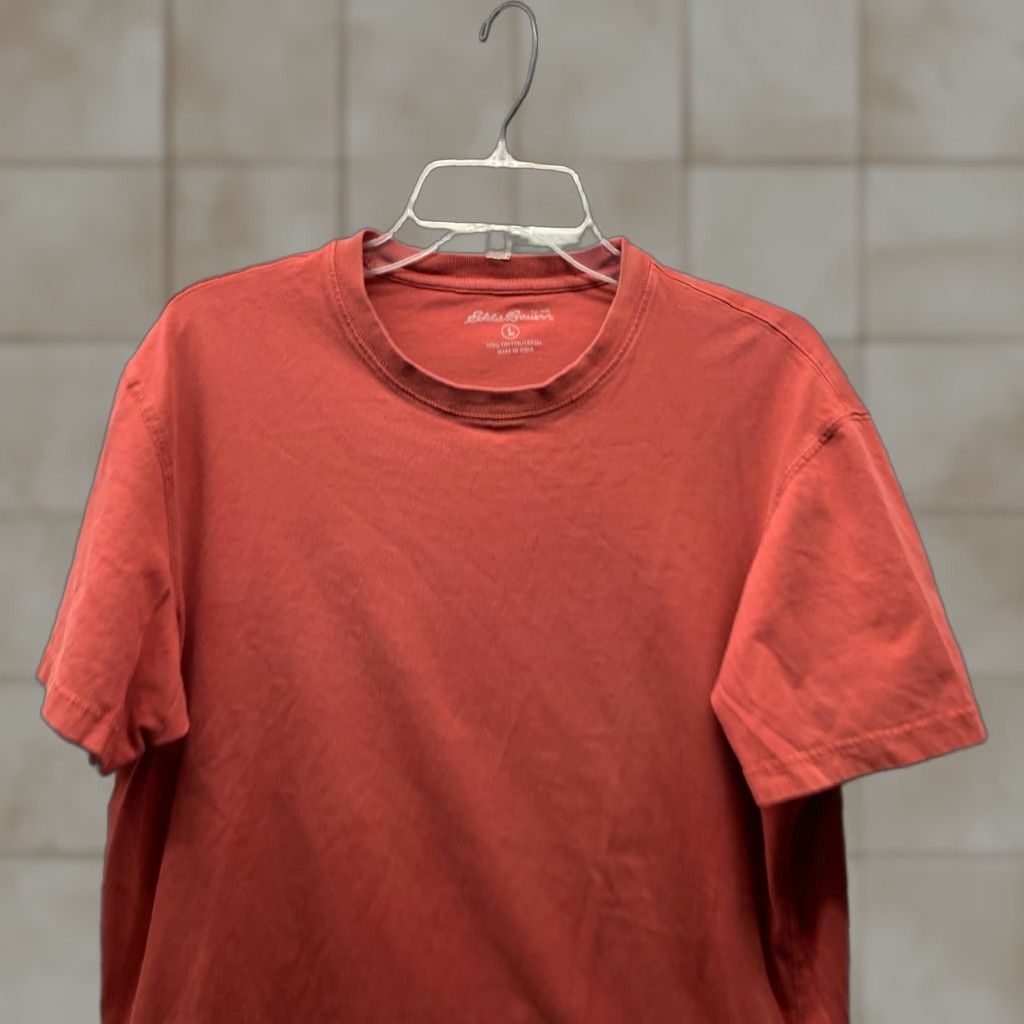 Eddie Bauer Eddie Bauer Shirt Men Red Cotton Classic Short Sleeve Crew Neck L Large 80s 90s Vintage: No Size US L / EU 52-54 / 3 - 1 Thumbnail