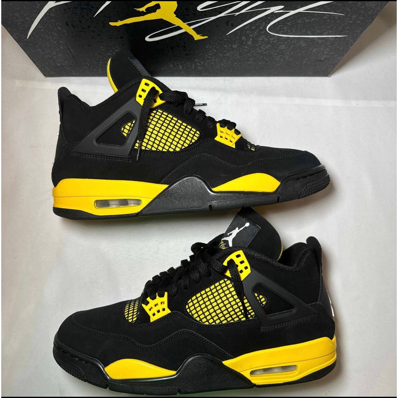 Jordan Brand × Nike Size 11 - Nike Air Jordan 4 Retro Thunder 2023 Men's Shoes Size US 11 / EU 44 - 2 Thumbnail