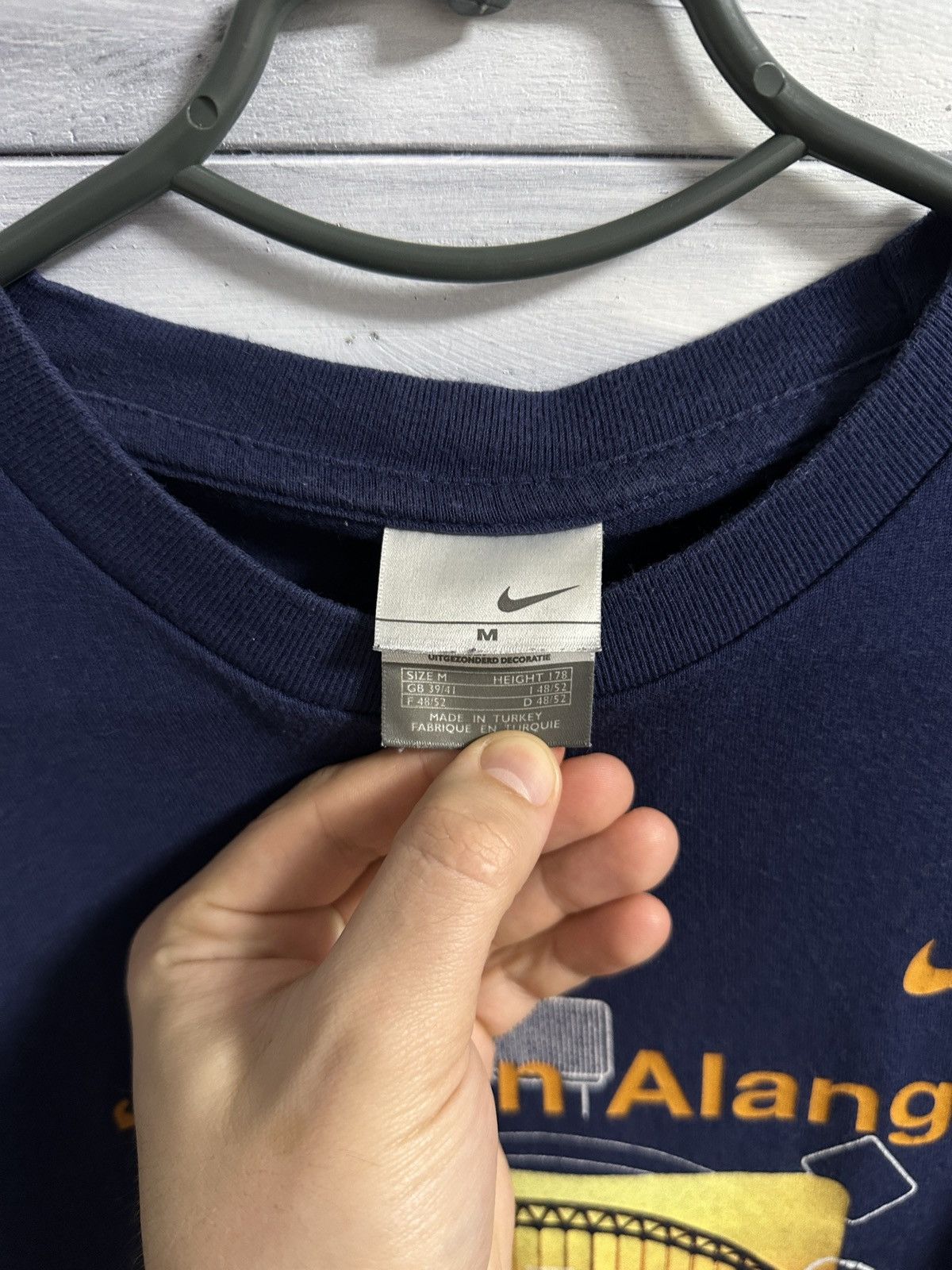 Nike Rare Vintage T-Shirt Nike Small Swoosh Run Ganinin Alang Size US M / EU 48-50 / 2 - 10 Thumbnail