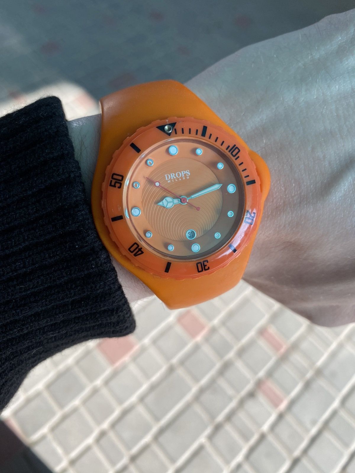 Japanese Brand Drops Milano Archive Orange Watch Retro Futuristic Cyber Y2K Size ONE SIZE - 2 Thumbnail