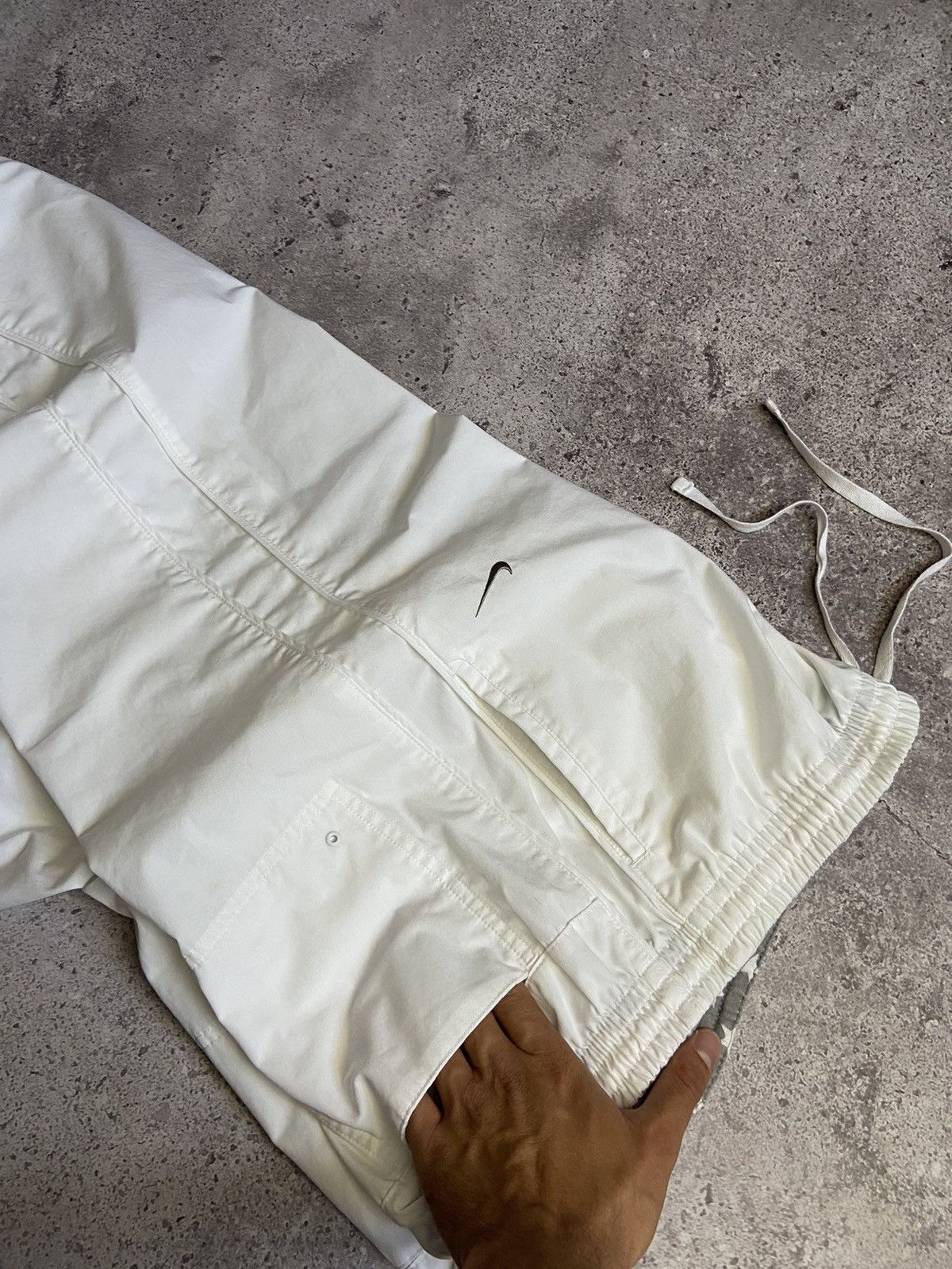 Nike Vintage Nike Track Pants Baggy White Size US 32 / EU 48 - 4 Thumbnail