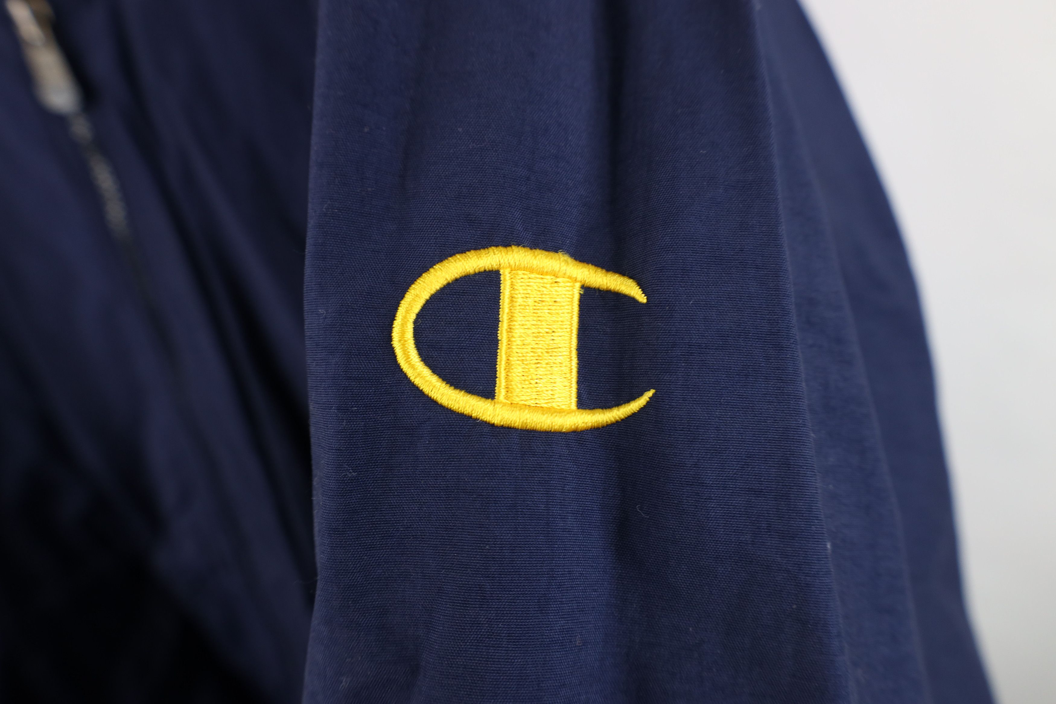 Champion Vintage 90s Champion Hooded Windbreaker Parka Jacket Blue Size US M / EU 48-50 / 2 - 5 Thumbnail