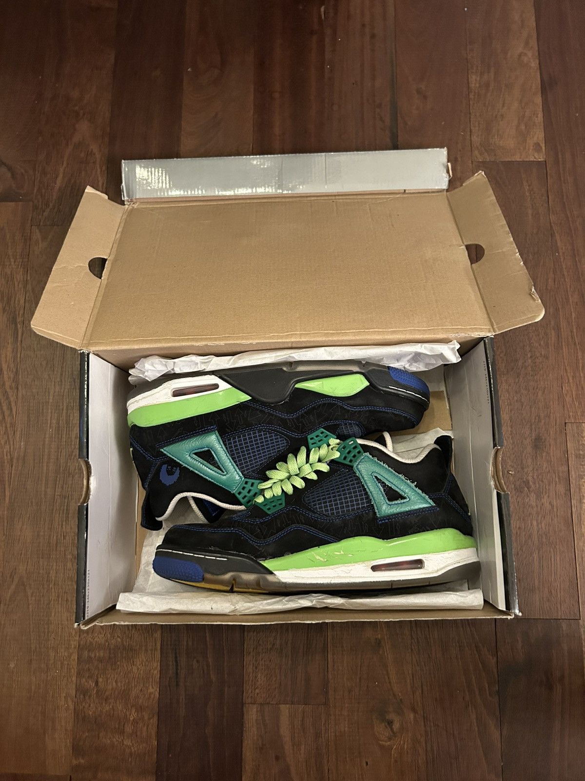 Jordan Brand × Nike Jordan 4 Doernbecher. Size US 9.5 / EU 42-43 - 2 Thumbnail