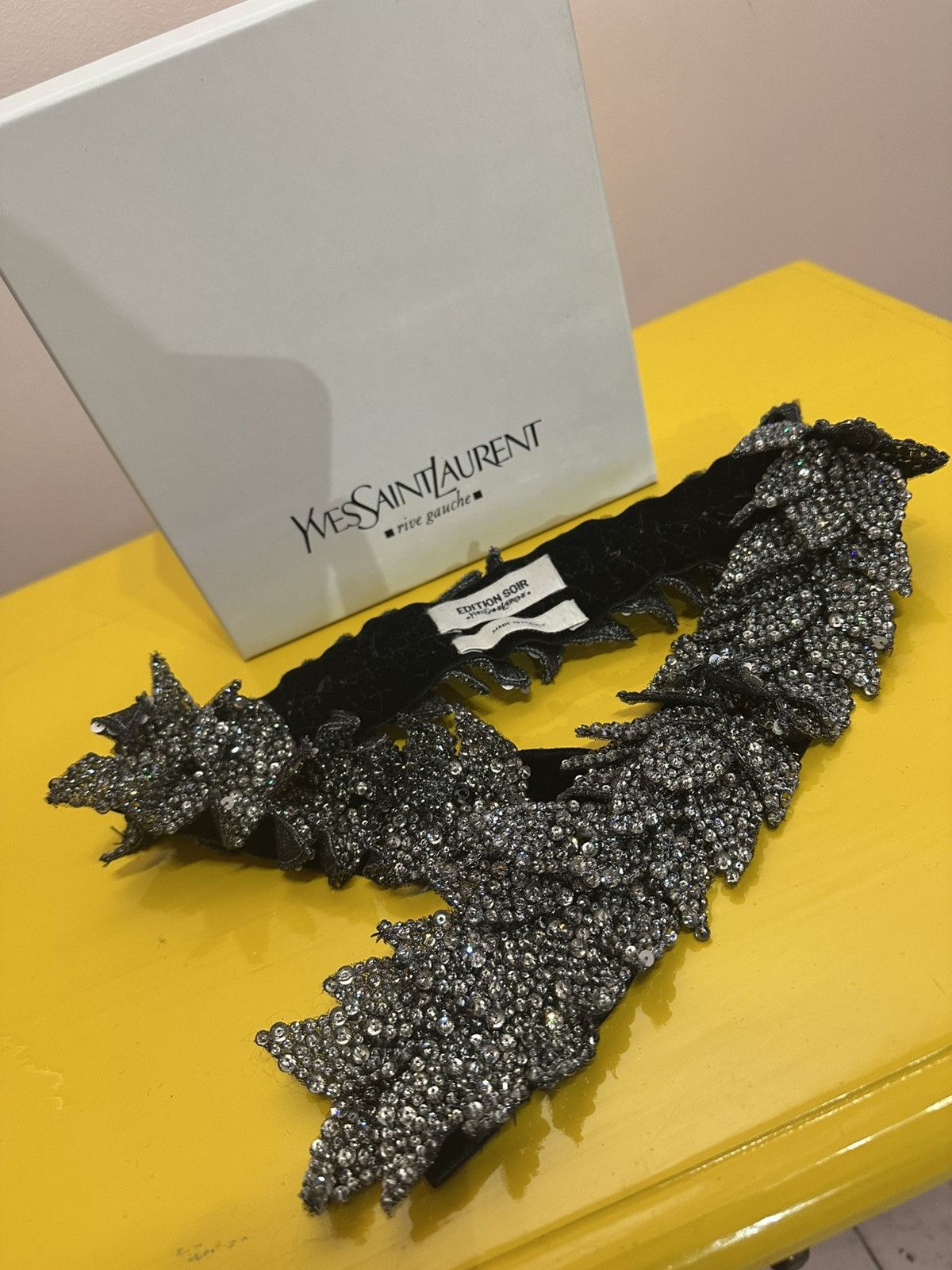 Yves Saint Laurent Yves Saint Laurent “Edition Soir” 2008-2009 Size ONE SIZE - 5 Thumbnail