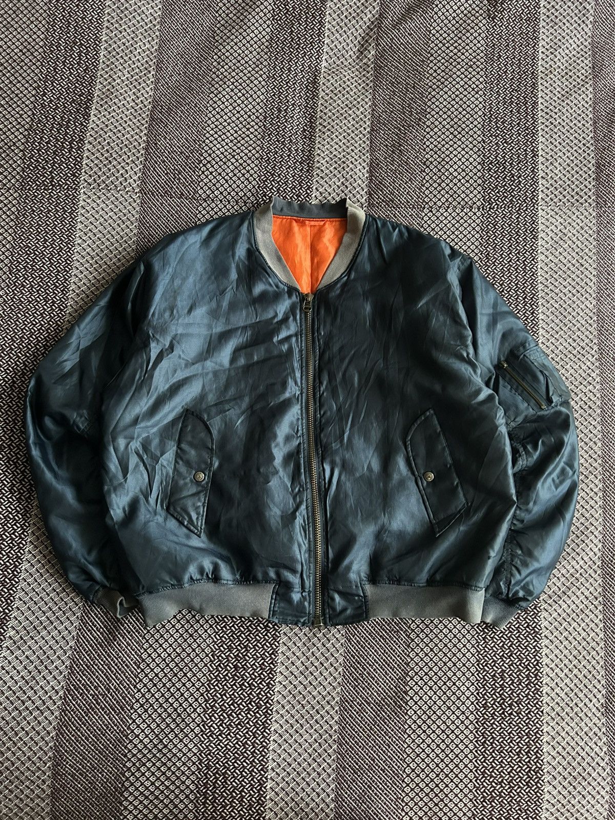 Vintage Vintage Thrashed Bomber Jacket MA Thrashed Streetwear Sz XL Size US XL / EU 56 / 4 - 1 Thumbnail