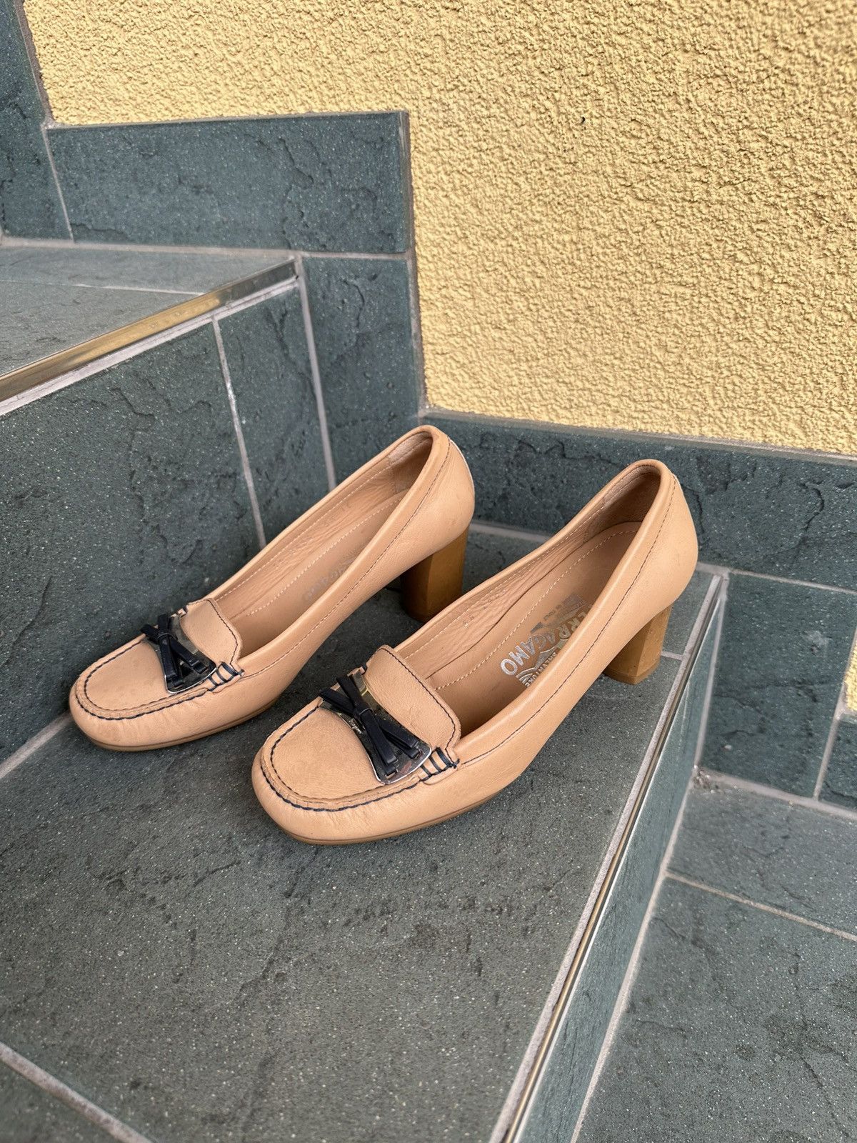 Salvatore Ferragamo Salvatore Ferragamo Women Heels Brown Beige Vintage Italy Size US 6 / IT 36 - 8 Thumbnail