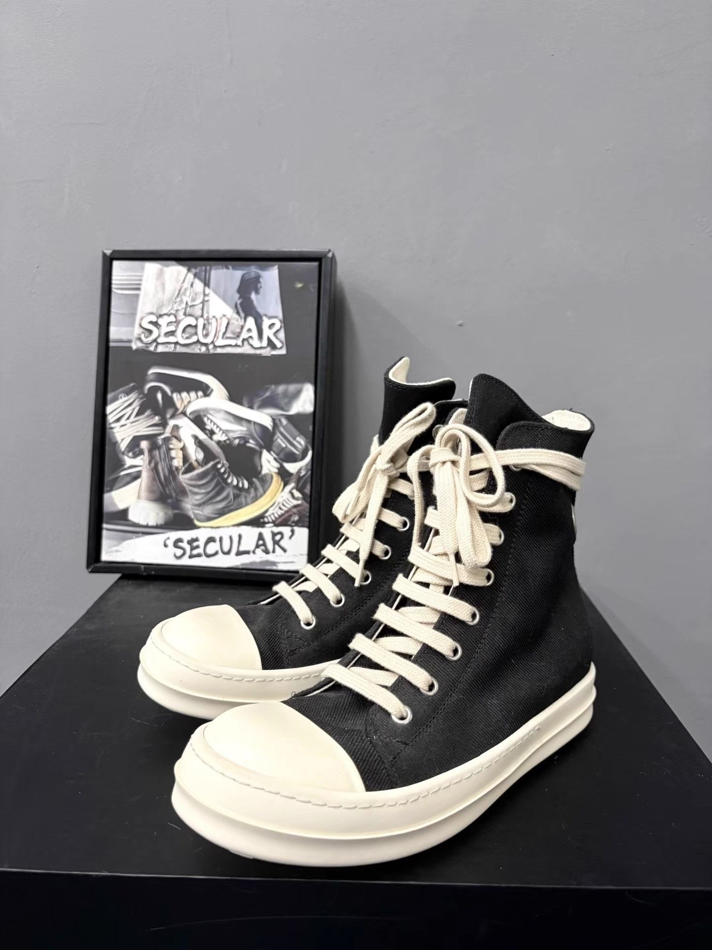 Rick Owens Rick Owens DRKSHDW 23SS Ring Ramones High Canvas K34 Size US 7 / EU 40 - 1 Thumbnail