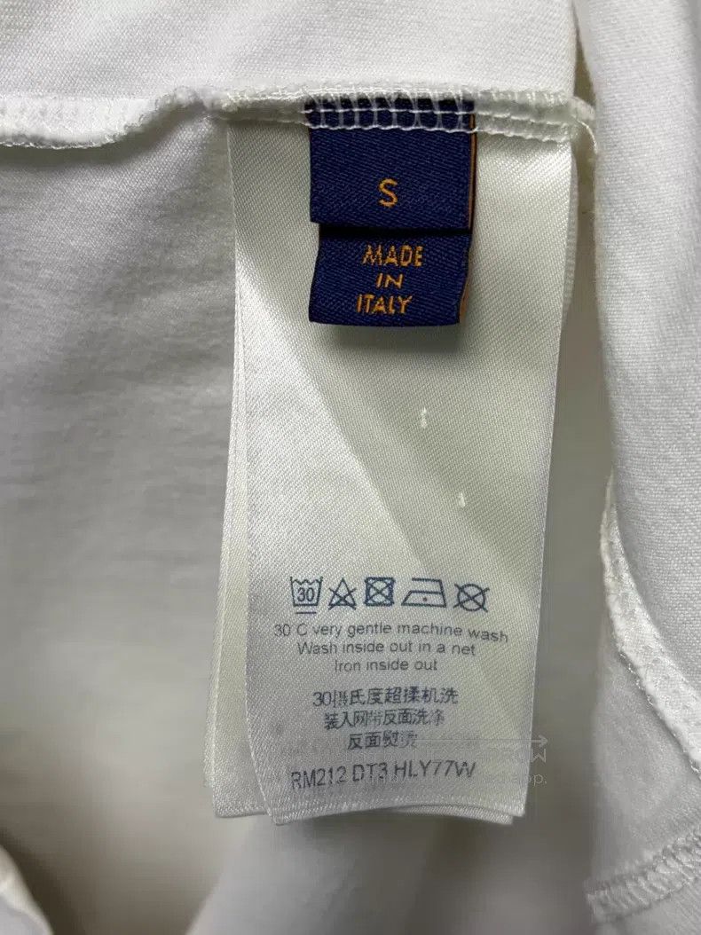 Louis Vuitton Louis Vuitton short sleeves Size US S / EU 44-46 / 1 - 4 Thumbnail