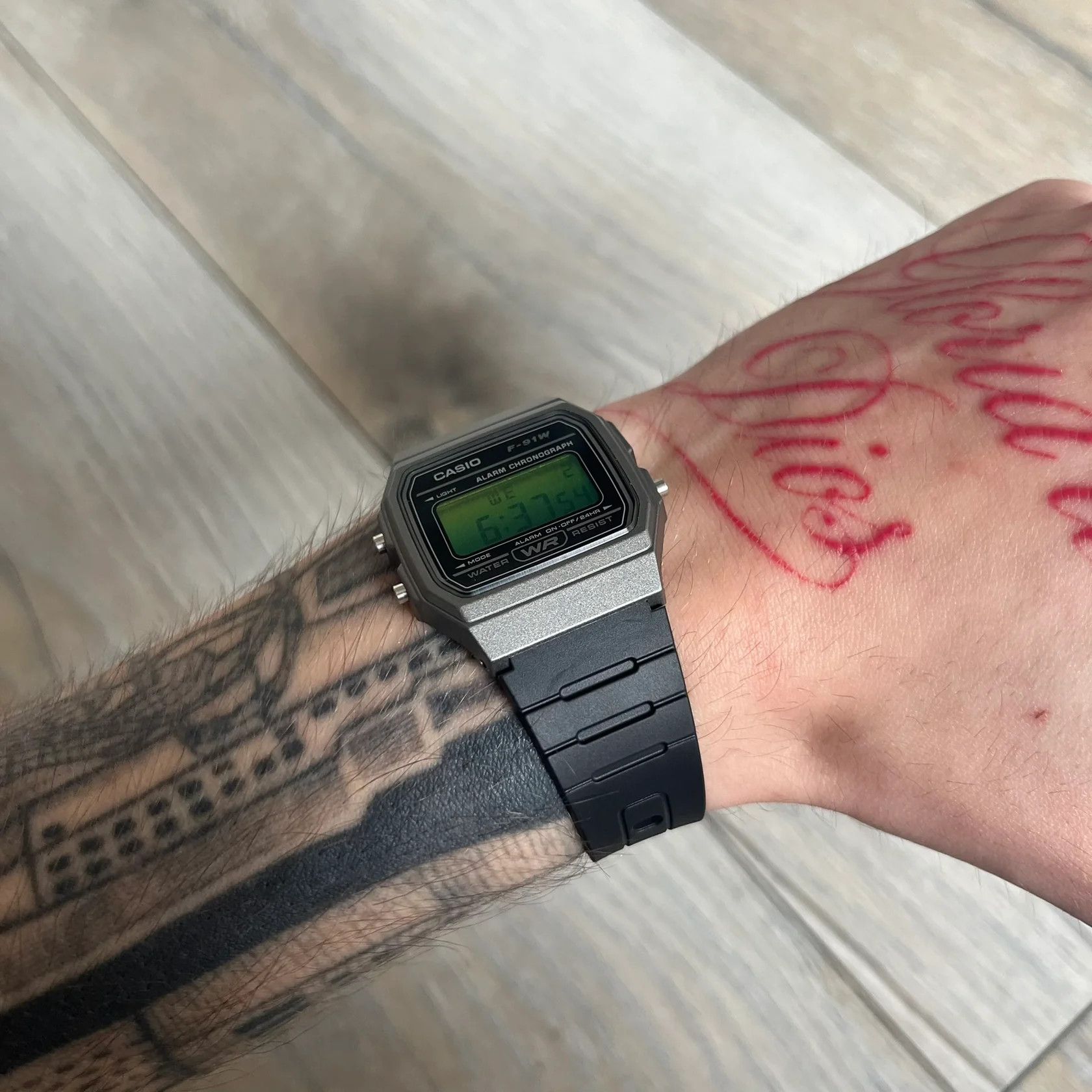 Casio Casio F-91W "Doomsday" Silver & Green Digital Watch Size ONE SIZE - 4 Thumbnail