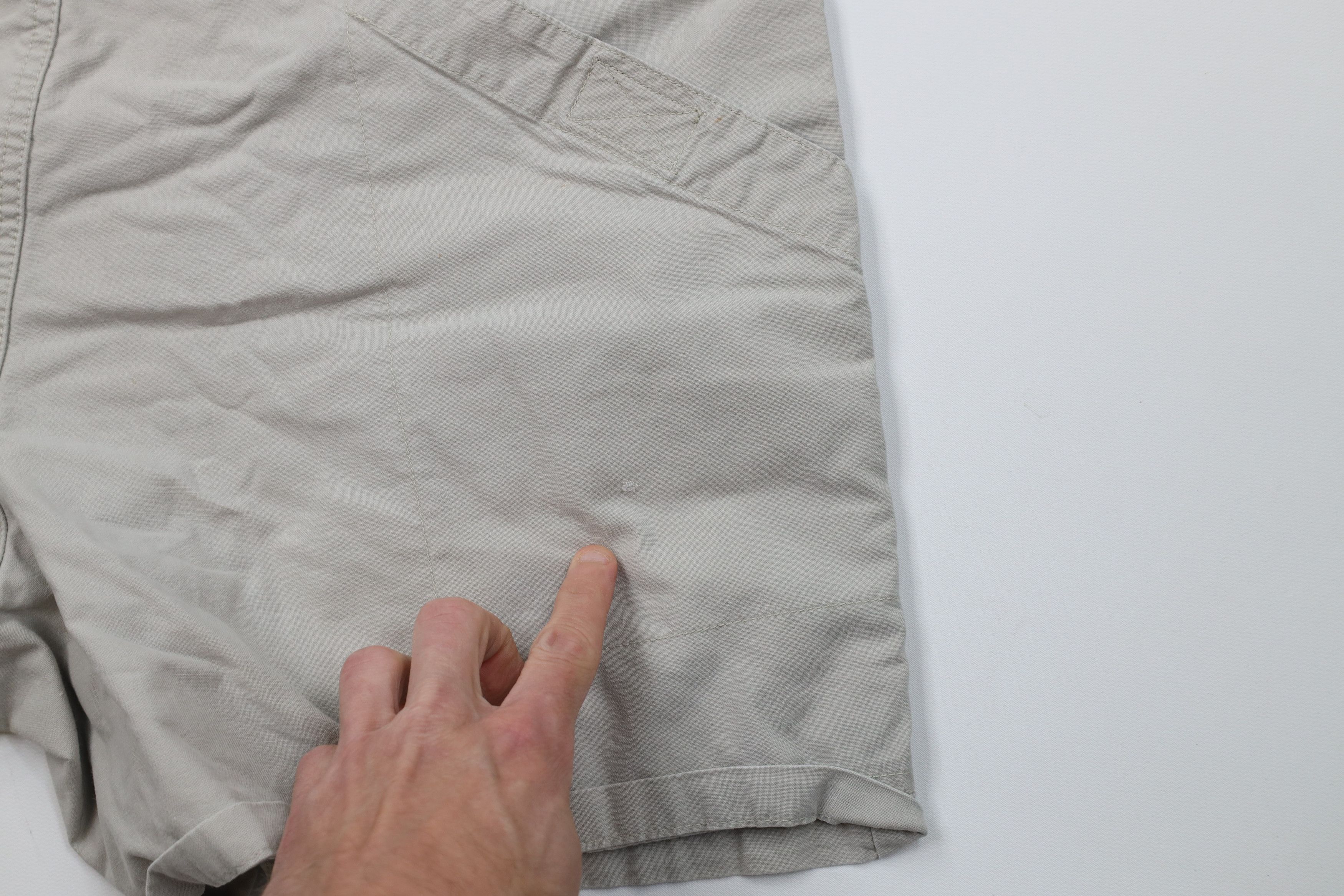 Columbia Vintage Columbia PFG Mesh Canvas Cargo Shorts Beige Cotton Size US 34 / EU 50 - 12 Thumbnail