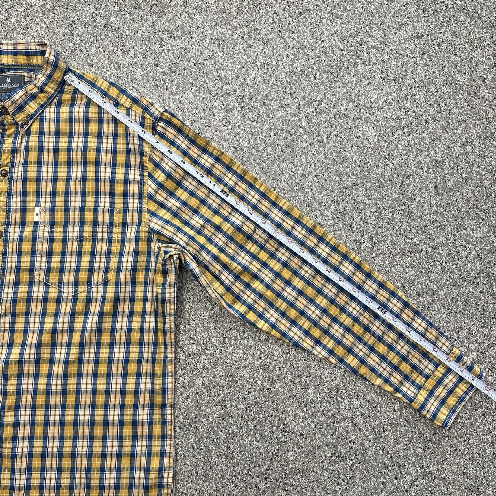 Vintage G.H. Bass & Co. Button-Down Shirt Mens M Plaid Yellow Cotton, Polyester Corded Poplin Button-Up Shirt Mens M Yellow Plaid Size US M / EU 48-50 / 2 - 6 Thumbnail