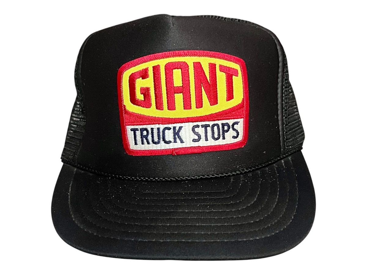 Vintage Vintage Giant Truck Stops Patch Trucker SnapBack Cap Size ONE SIZE - 1 Thumbnail