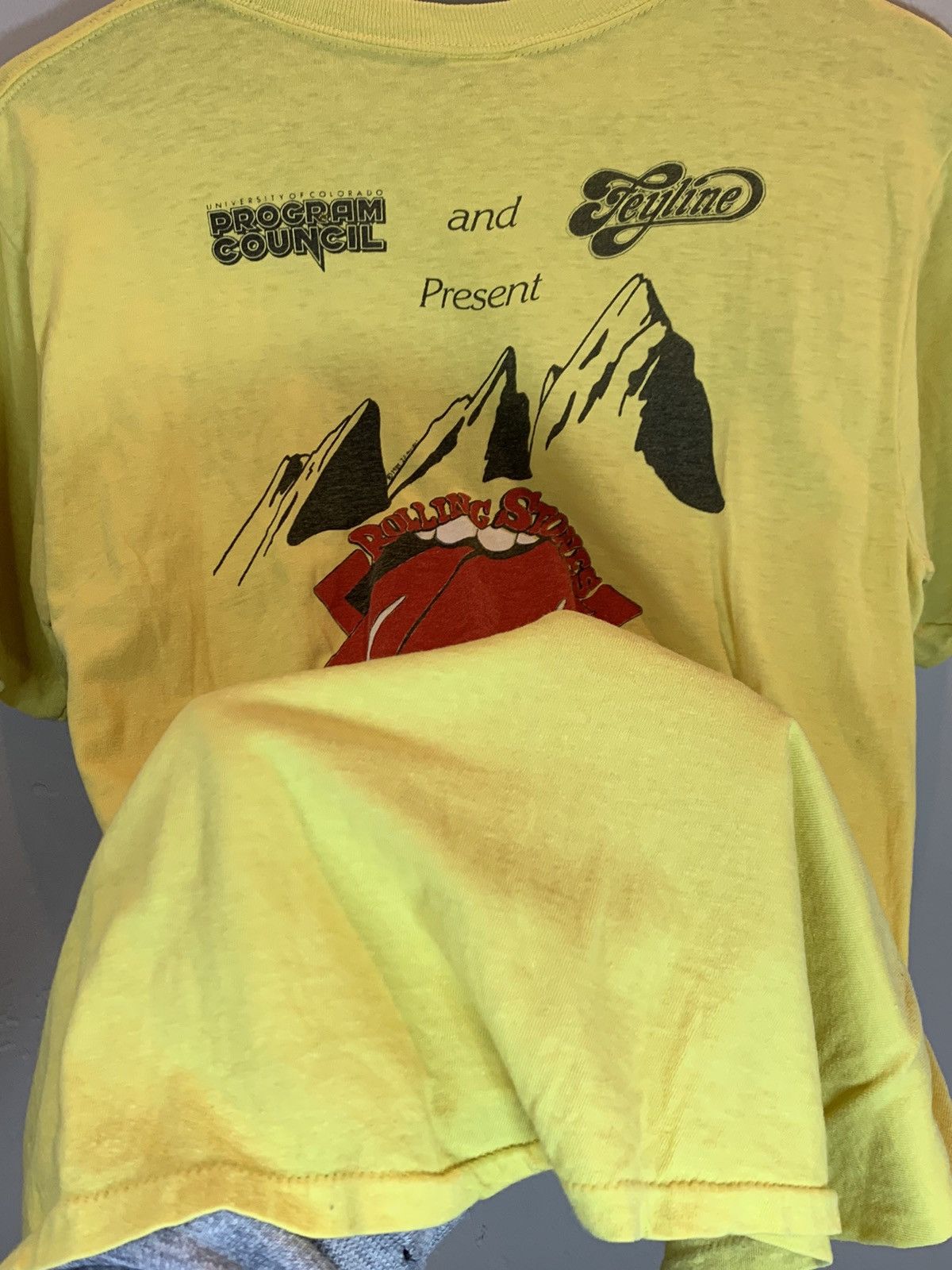 Band Tees × The Rolling Stones × Vintage RARE* Vintage 1981 Rolling Stones Live @ Boulder Staff Shirt Size US L / EU 52-54 / 3 - 5 Thumbnail