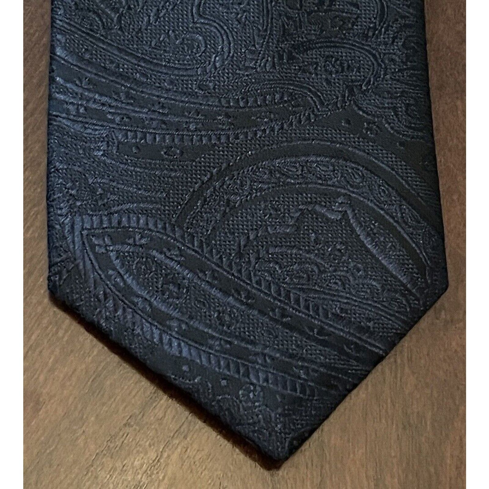 Pierre Cardin Pierre Cardin Black Hand Made 100% Polyester Made In China Size ONE SIZE - 1 Thumbnail