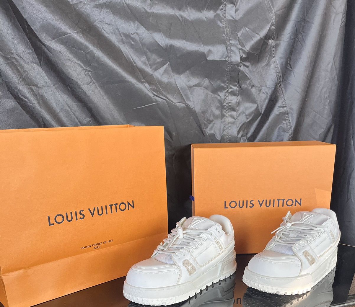 Louis Vuitton louis vuitton maxi sneaker Size US 10.5 / EU 43-44 - 1 Thumbnail