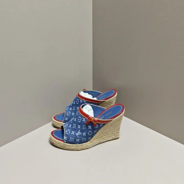 Louis Vuitton Louis Vuitton Blue Floral Bow Slide Sandals -2508 Size US 8 / IT 38 - 1 Thumbnail