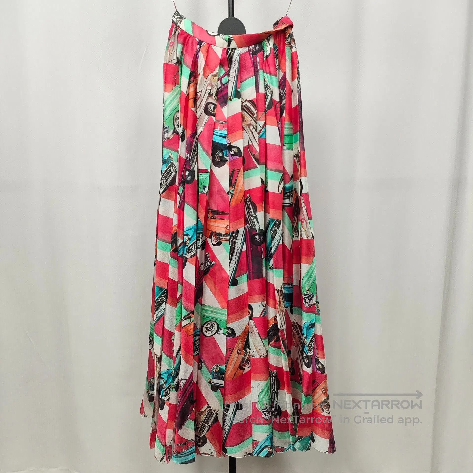Chanel Chanel Cuba Show Racing Car Print Skirt. Size 33" - 2 Thumbnail