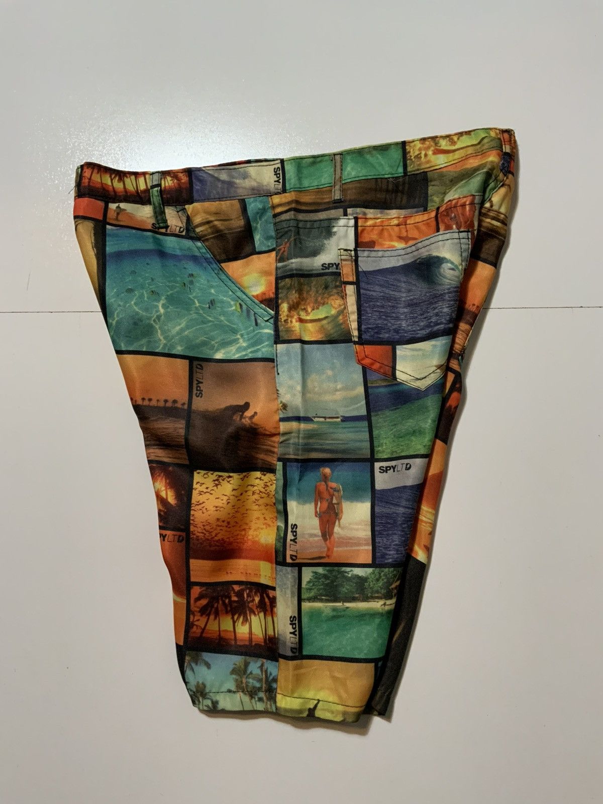 Other Spy LTD Photo Film Roll Beach Surf 10” Inseam AOP Shorts Size US 36 / EU 52 - 4 Thumbnail