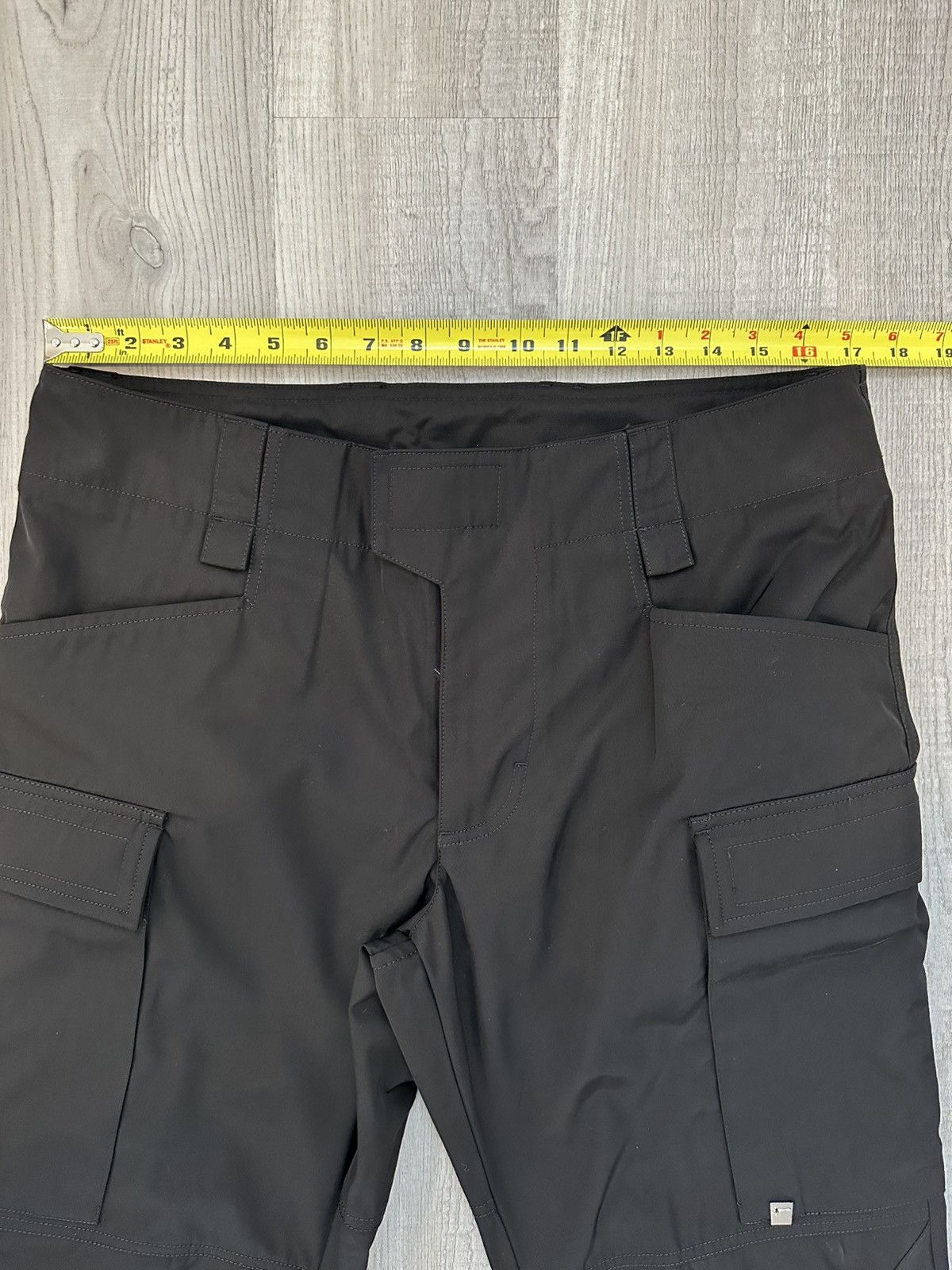1017 ALYX 9SM × Alyx 1017 Alyx 9SM Black Tactical Cargo Pants Size US 32 / EU 48 - 5 Thumbnail