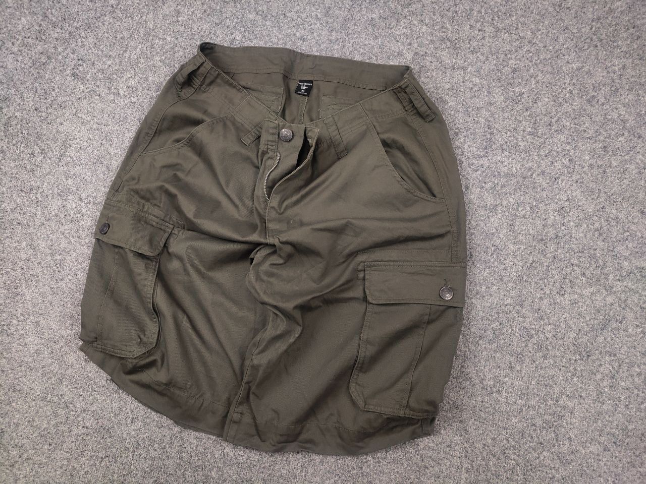 True Religion Vintage True Religion Military Baggy Cargo Short Y2K Supreme Size US 36 / EU 52 - 3 Thumbnail