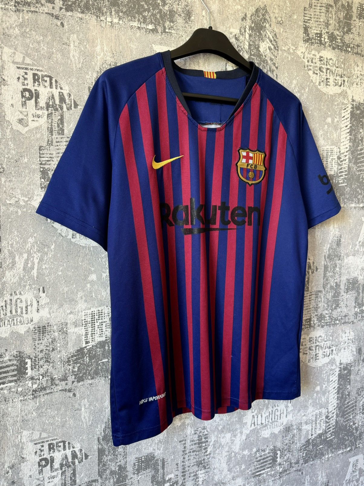 Vintage Nike F.C.Barcelona Vintage Jersey Size US M / EU 48-50 / 2 - 1 Thumbnail