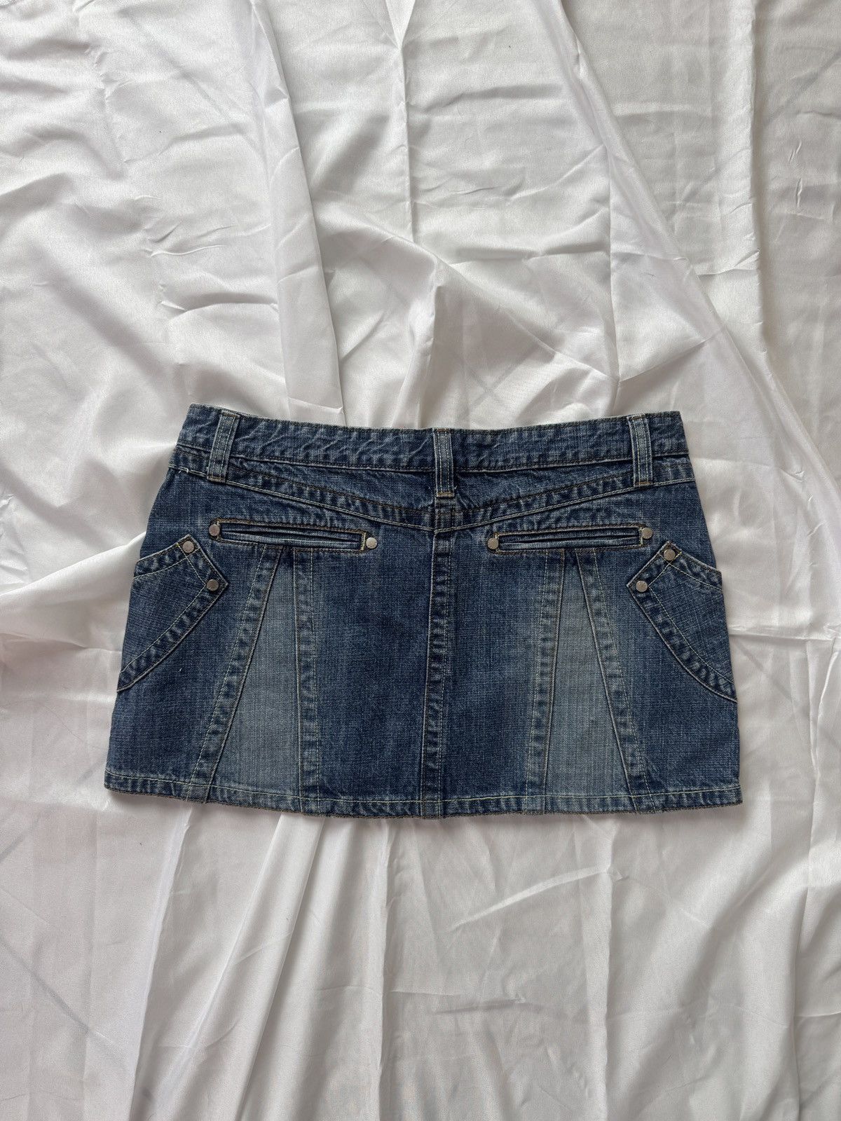 Hysteric Glamour 2000’s Fishbone Y2K Vintage Glam Washed Denim Mini Skirt Size 30" / US 8 / IT 44 - 5 Thumbnail