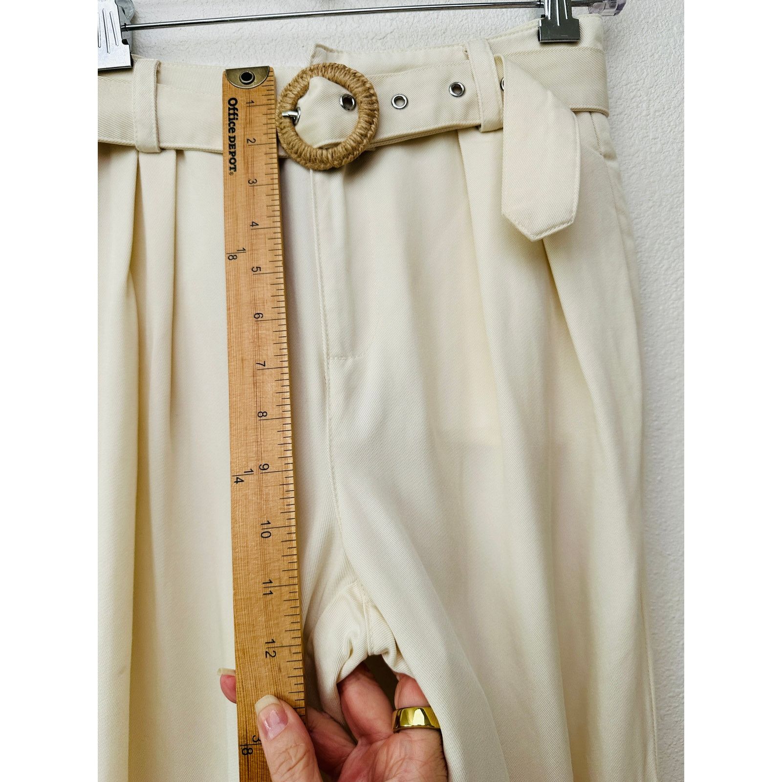 Paige PAIGE Birch Cream Wide Leg Pleated Pants w/ Belt Women US 0 Size 25" / US 0 / IT 36 - 12 Thumbnail