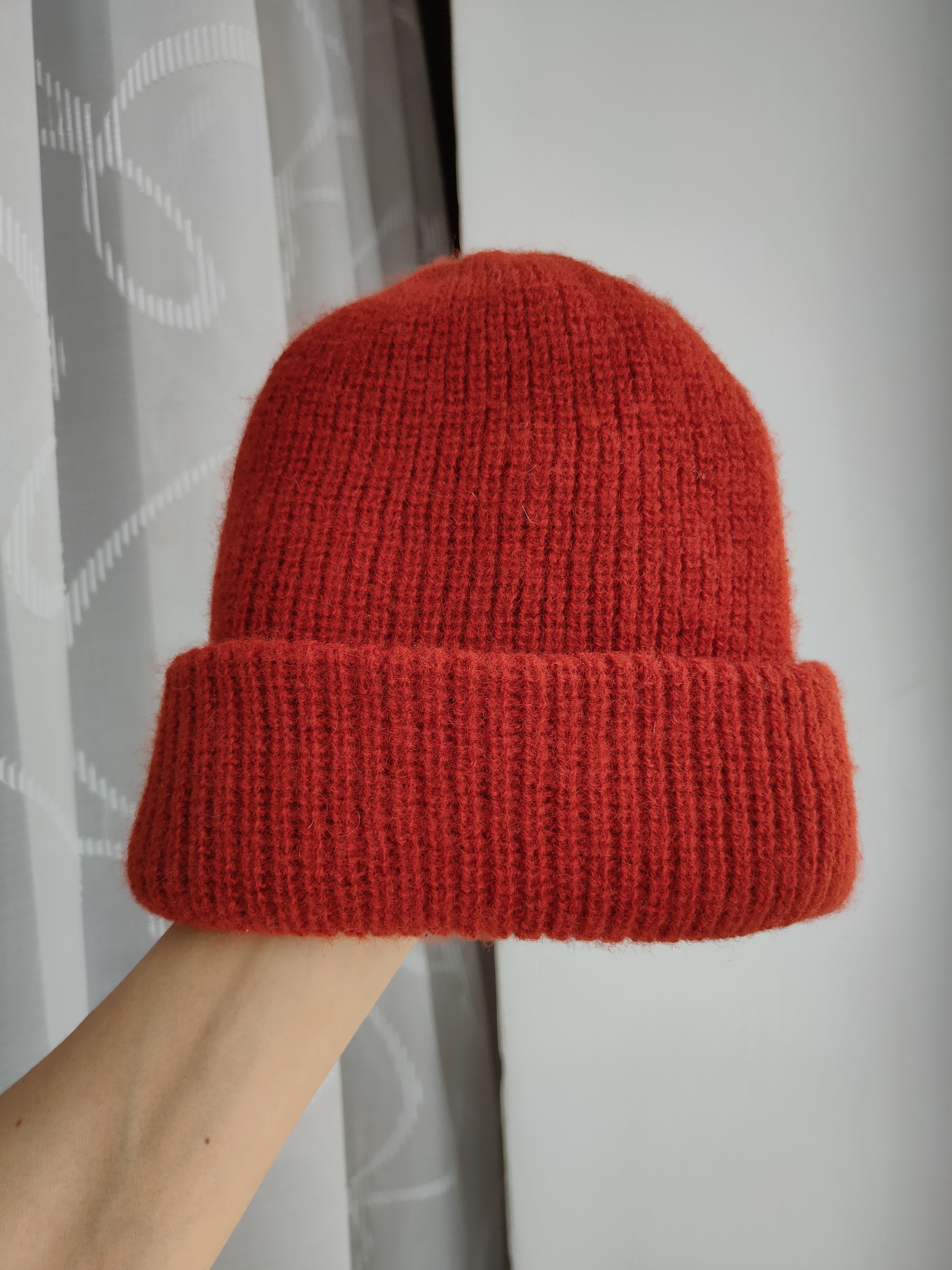 Designer Wynnster Shetland Wool Beanie Hat Woman's wool hat Size ONE SIZE - 3 Thumbnail