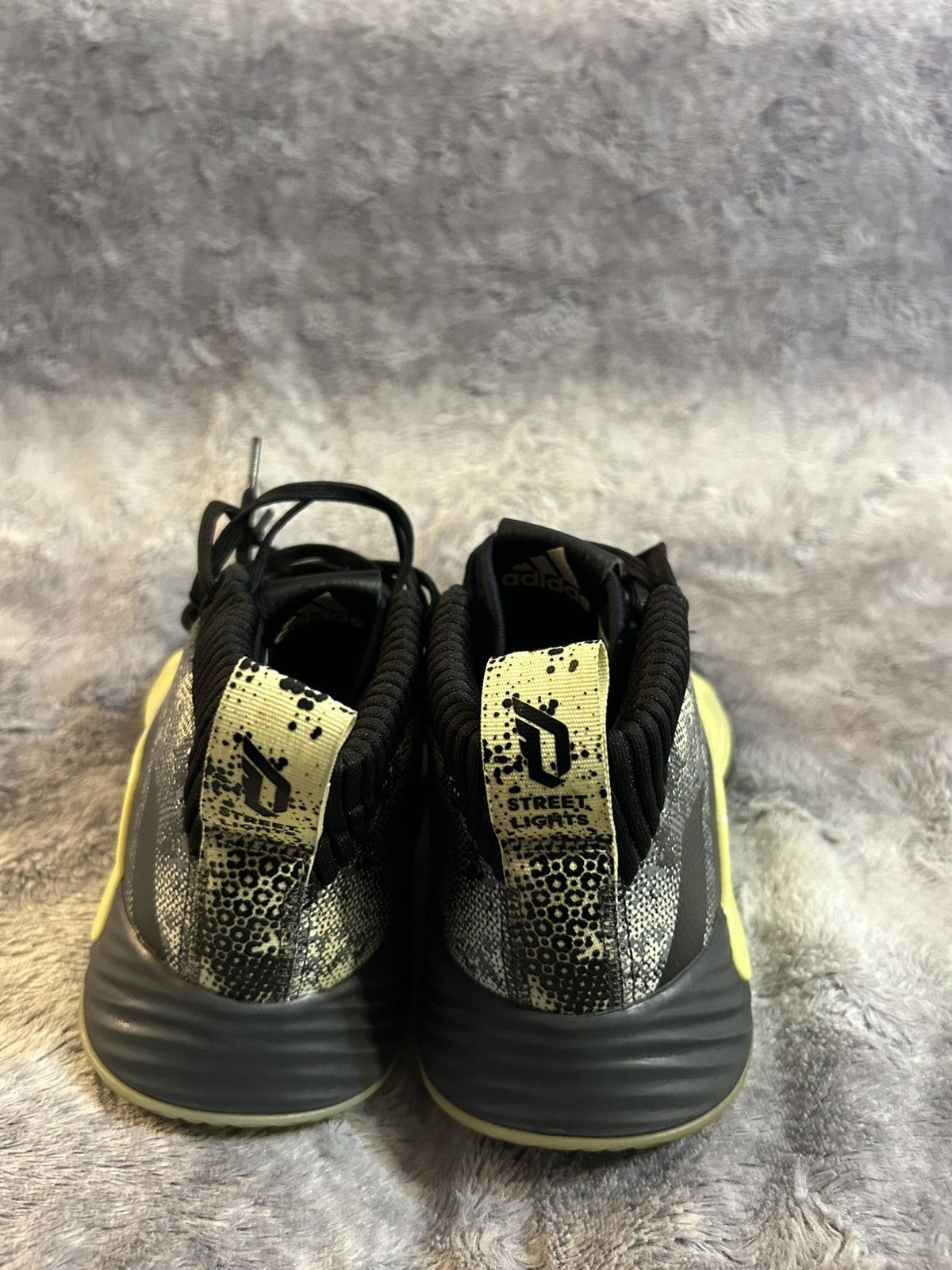 Adidas Adidas Dame 5 Light Yellow Size 6.5y Ds Size US 6.5 / EU 39-40 - 4 Thumbnail