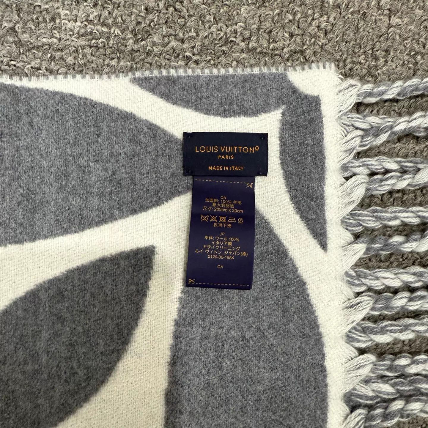 Louis Vuitton LV 23FW New Monogram Tassel Scarf 30x209cm Unused Size ONE SIZE - 5 Thumbnail
