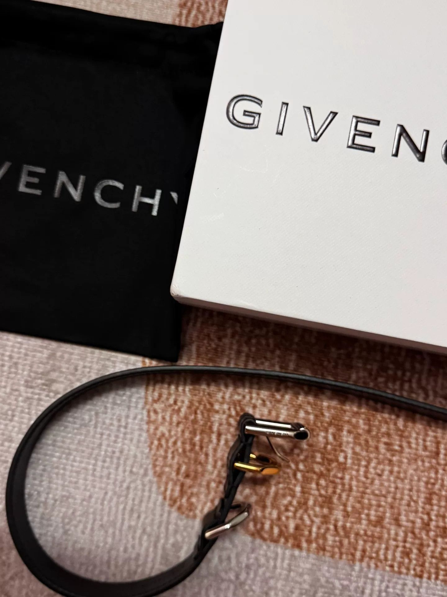 Givenchy Givenchy Women's Leather Belt. Size ONE SIZE - 9 Thumbnail