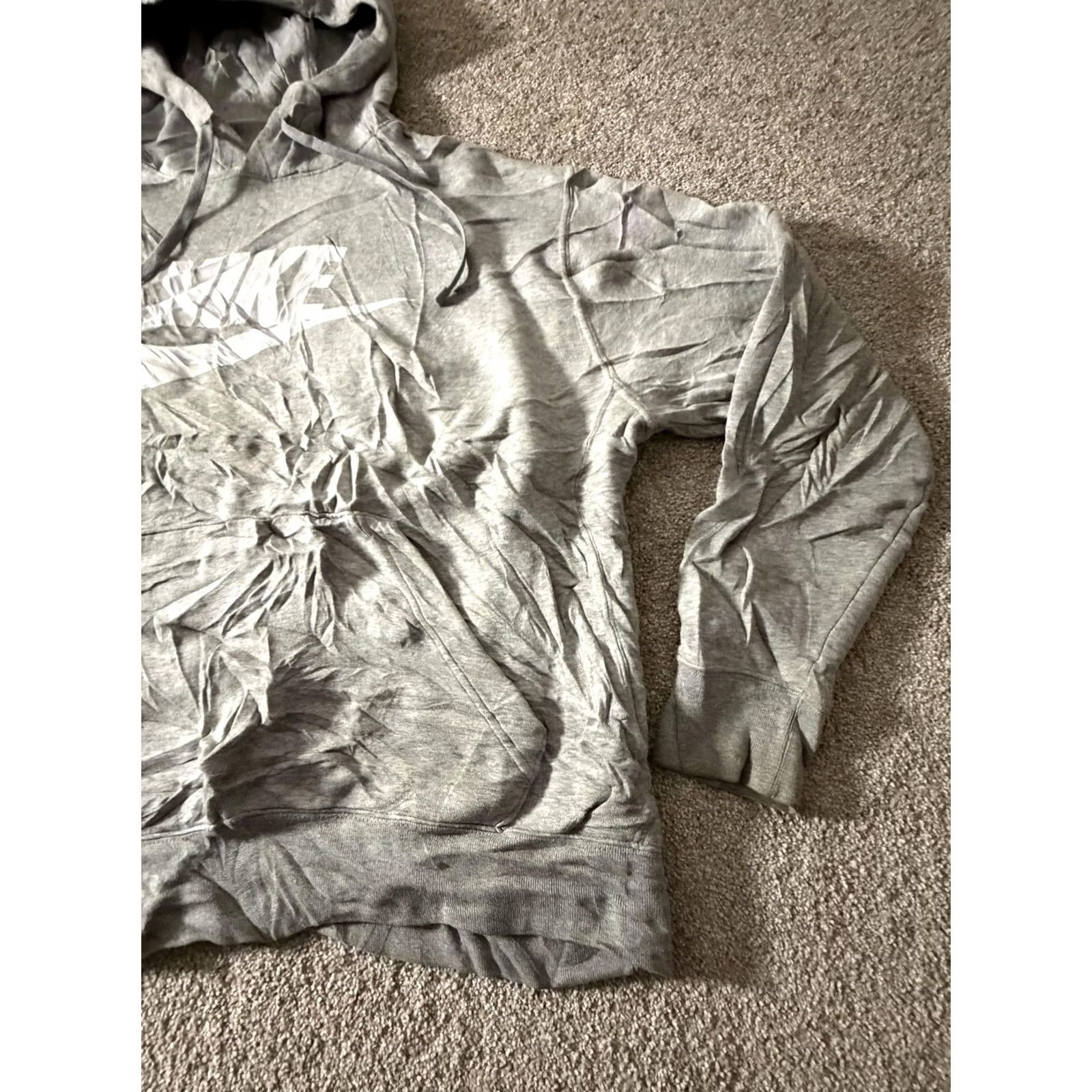 Nike Nike Club Fleece Hoodie Mens Large Gray Pullover Sweatshirt Swoosh Graphic Print Logo Size US L / EU 52-54 / 3 - 3 Thumbnail