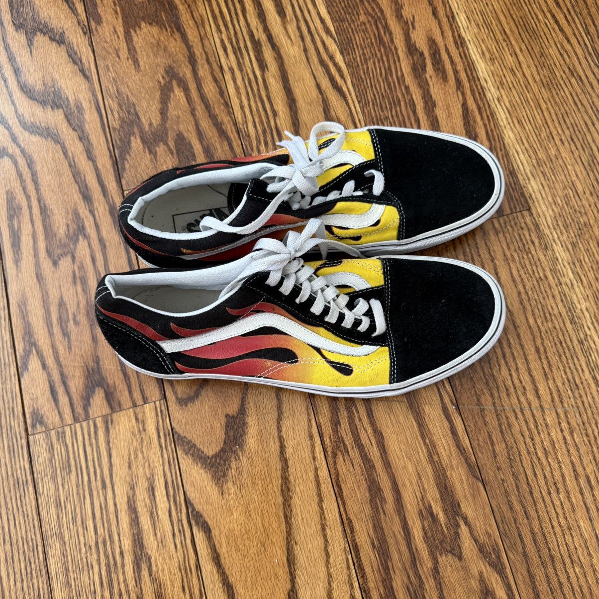 Vans Vans sk8 Low Flame Size US 10.5 / EU 43-44 - 2 Thumbnail